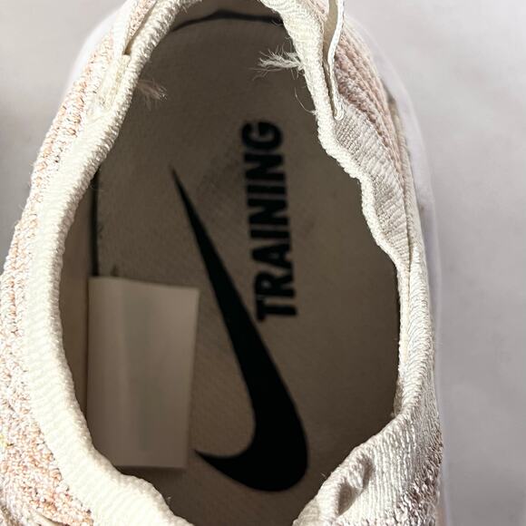 Nike Nike Air Zoom Fearless Flyknit 2 Beige Training Shoes Size 6 Womens Used - Picture 13 of 15